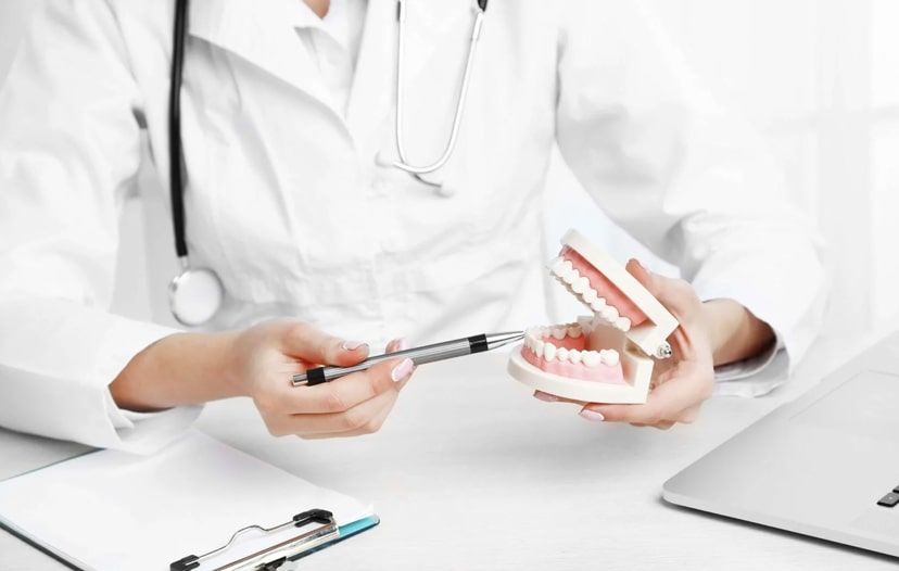 Металлокерамическая коронка на зуб