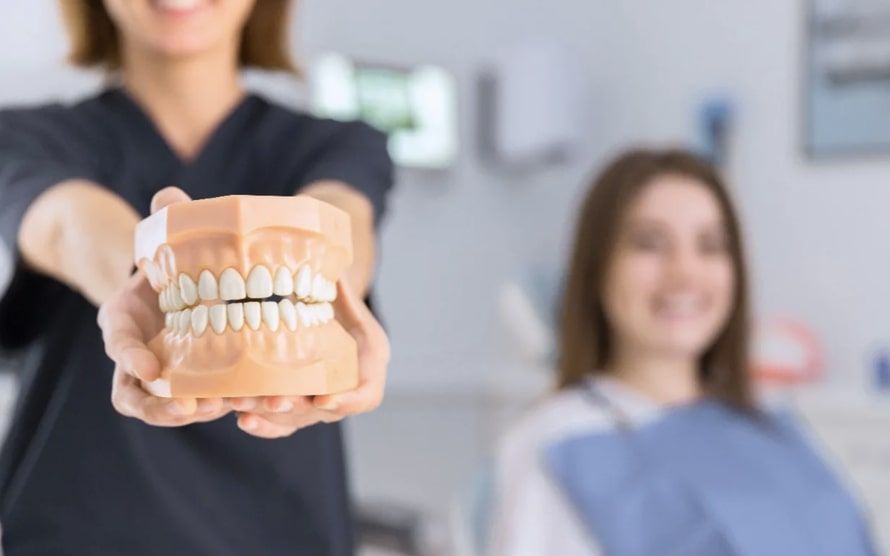 Протезирование зубов на имплантах